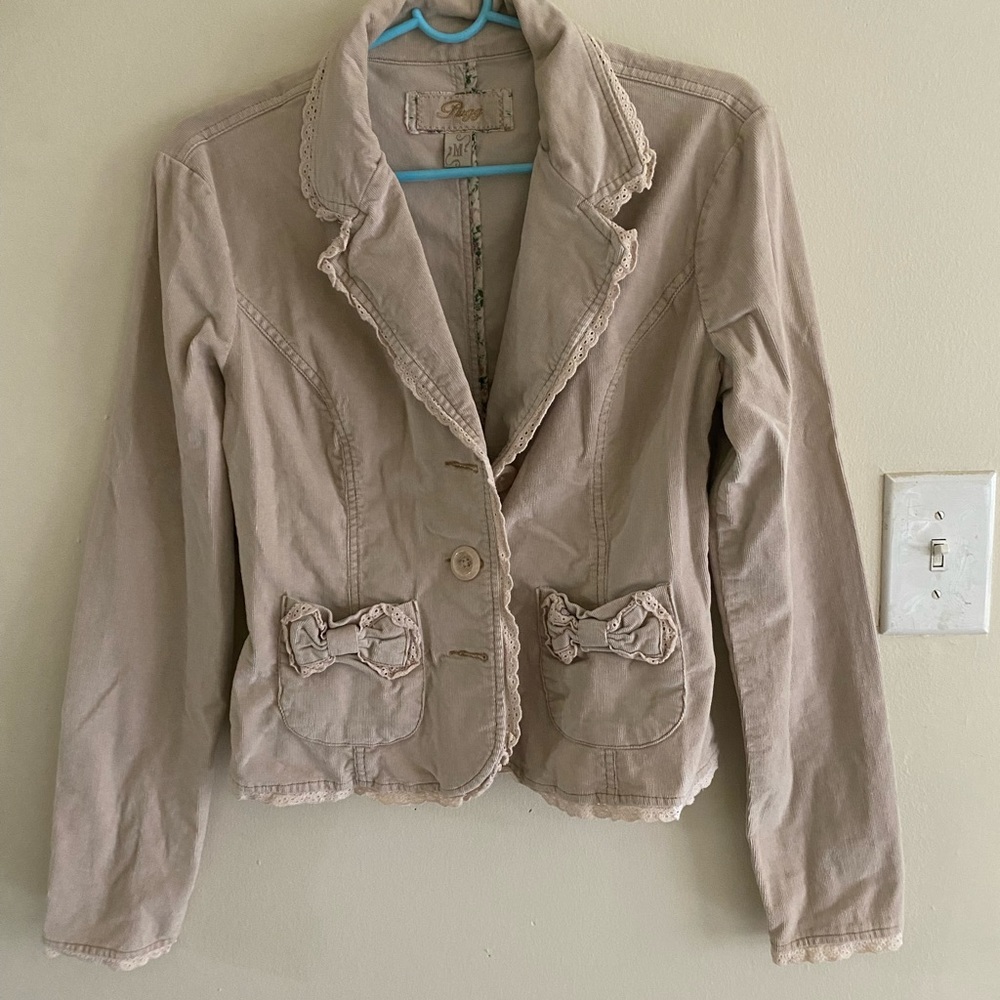 Blazer with crochet detailing & bows. Size M. NWOT.
